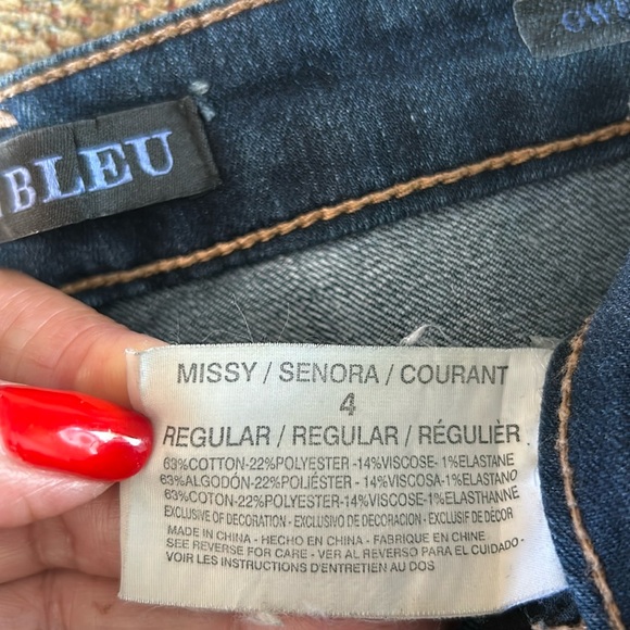 Code Blue Capri Jeans - Picture 8 of 8